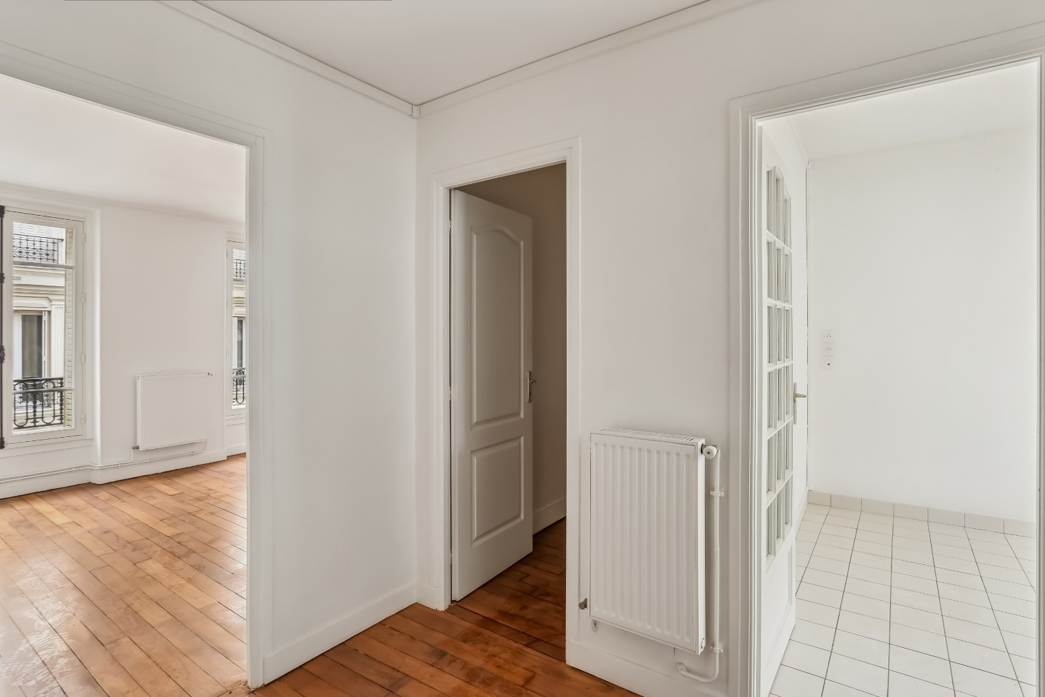 
                                                Vente
                                                 Appartement 2 pièces traversant