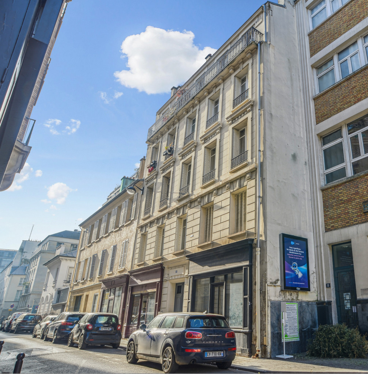 
                                                Vente
                                                 Appartement 2 pièces traversant