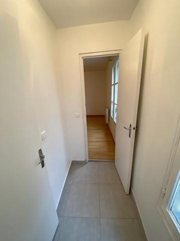 
                                                Location
                                                 Appartement 2 pièces Versailles Chantiers