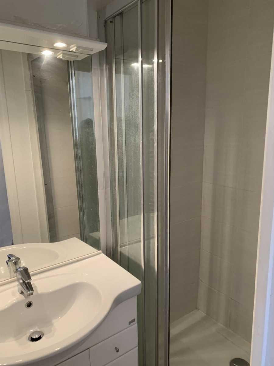 
                                                Location
                                                 Appartement 2 pièces Versailles Chantiers