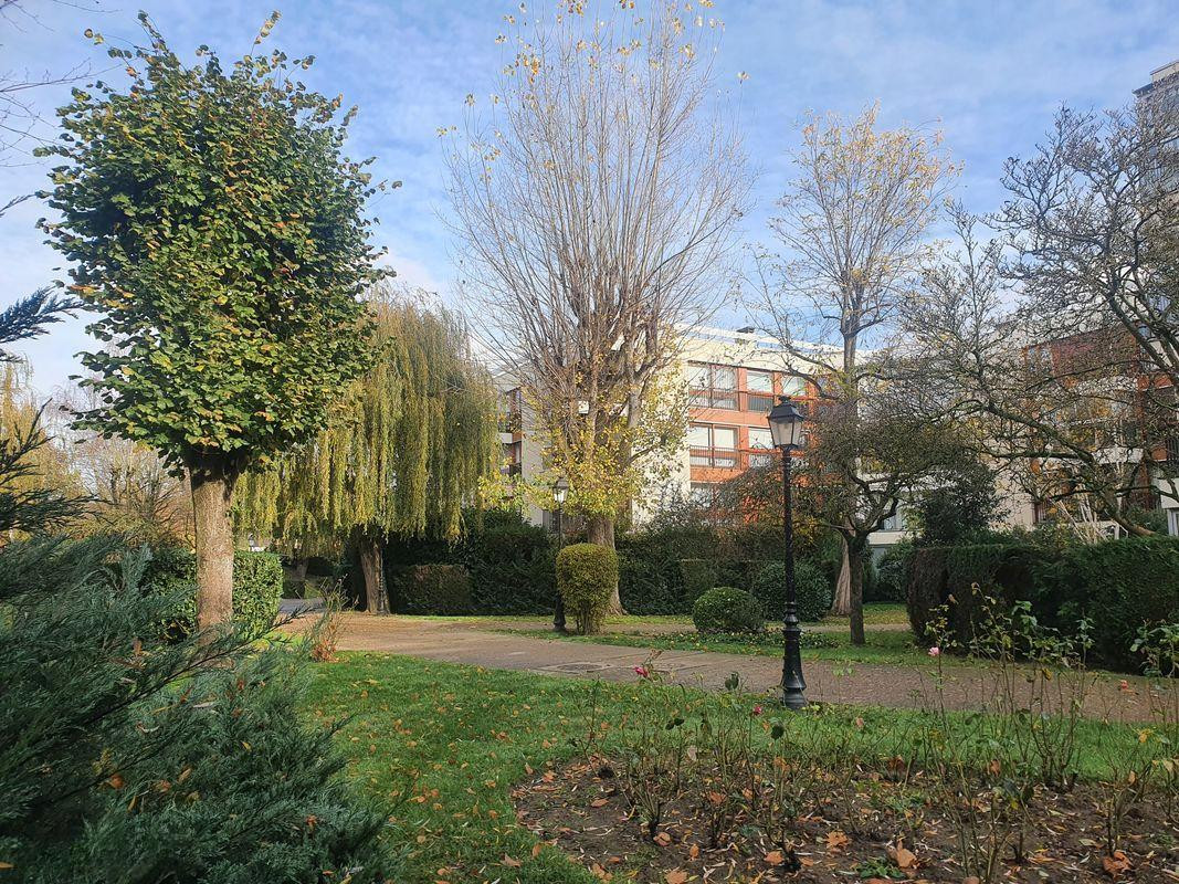 
                                                Location
                                                 Appartement 20m² Parly 2 Le Chesnay-Rocquencourt