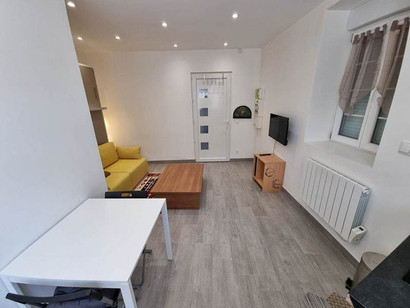 
                                                Location
                                                 appartement 21 m² - 1 pièce avec MEUBLES