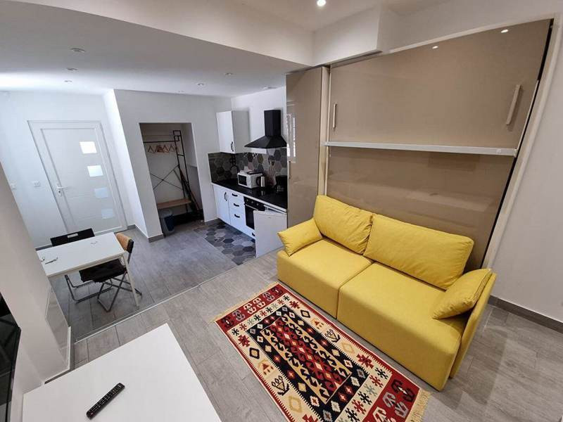 
                                                Location
                                                 appartement 21 m² - 1 pièce avec MEUBLES