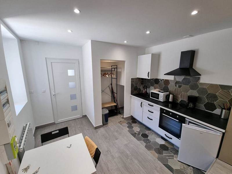 
                                                Location
                                                 appartement 21 m² - 1 pièce avec MEUBLES