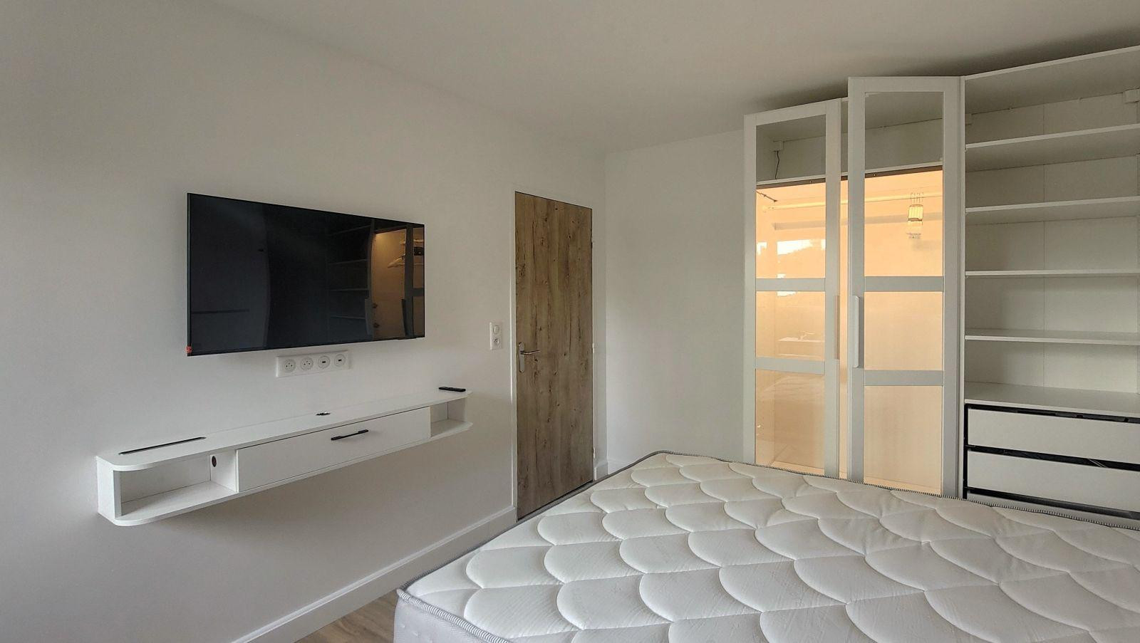 
                                                Location
                                                 Appartement 22 m2 avec place de parking