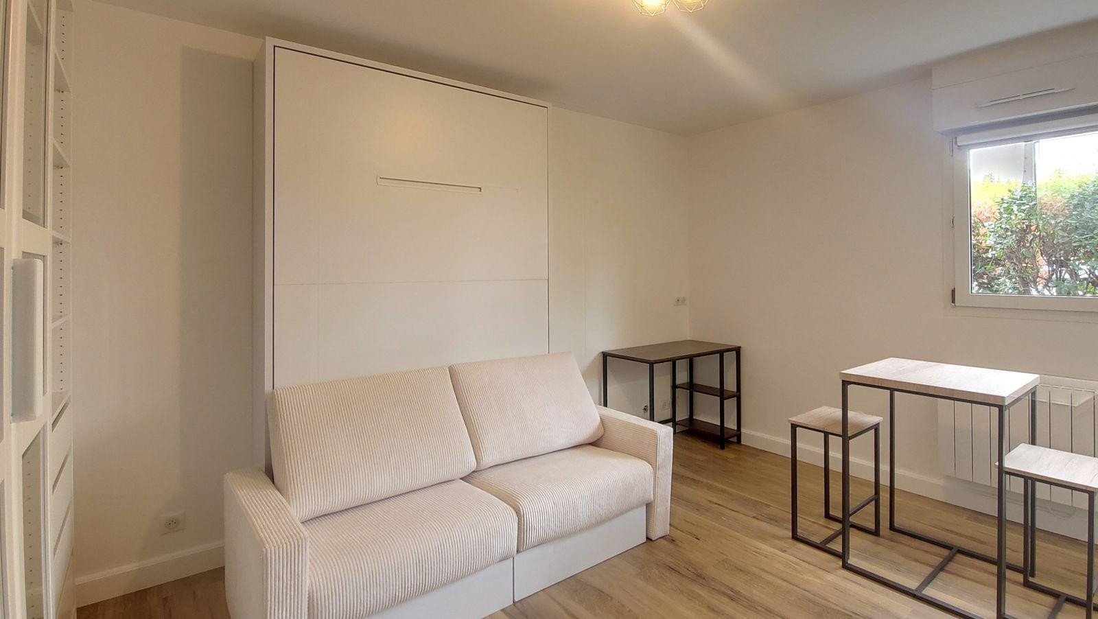 
                                                Location
                                                 Appartement 22 m2 avec place de parking