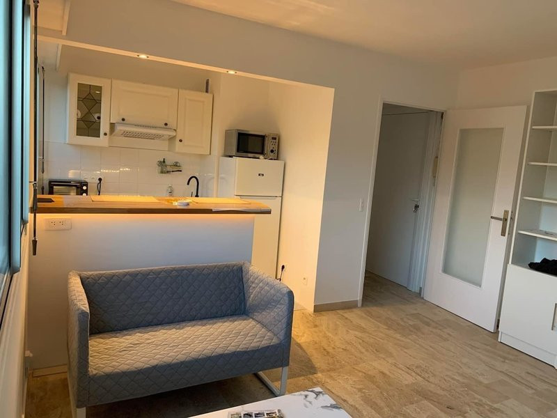 
                                                Location
                                                 appartement 27 m²  MEUBLÉ