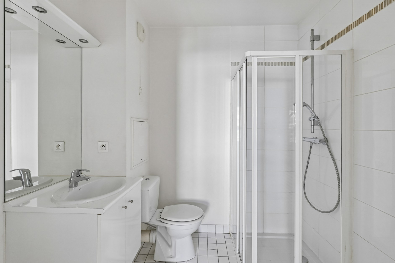 
                                                Vente
                                                 Appartement 27 m² - Montreuil