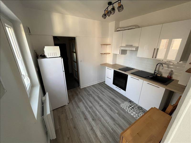 
                                                Location
                                                 Appartement 29 m² - 2 pièces - 1 chambre