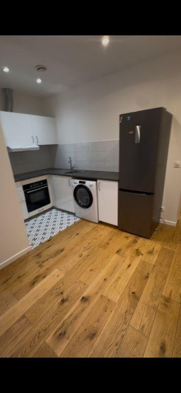 
                                                Location
                                                 Appartement 29 m² proche bords de Marne