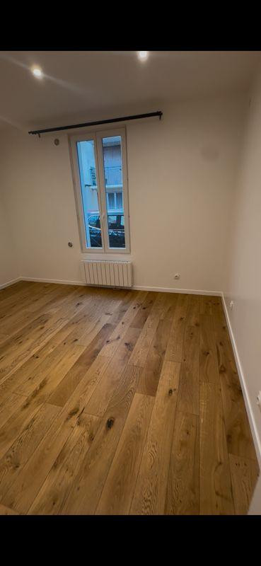
                                                Location
                                                 Appartement 29 m² proche bords de Marne