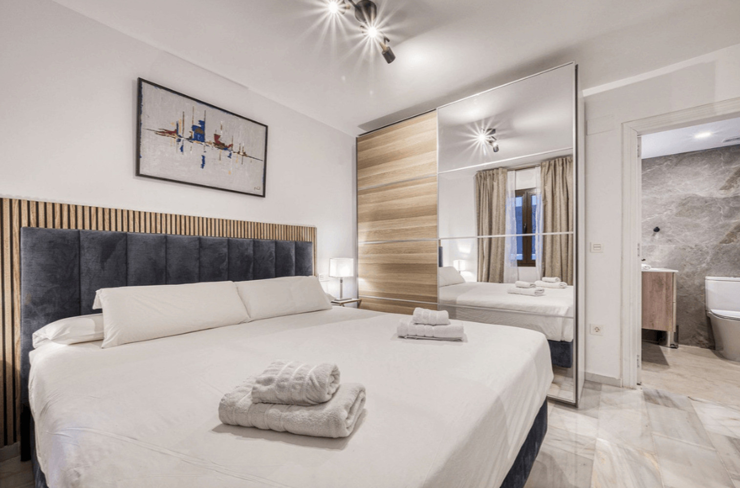 
                                                Vente
                                                 Appartement 2ème ligne à Puerto Banus