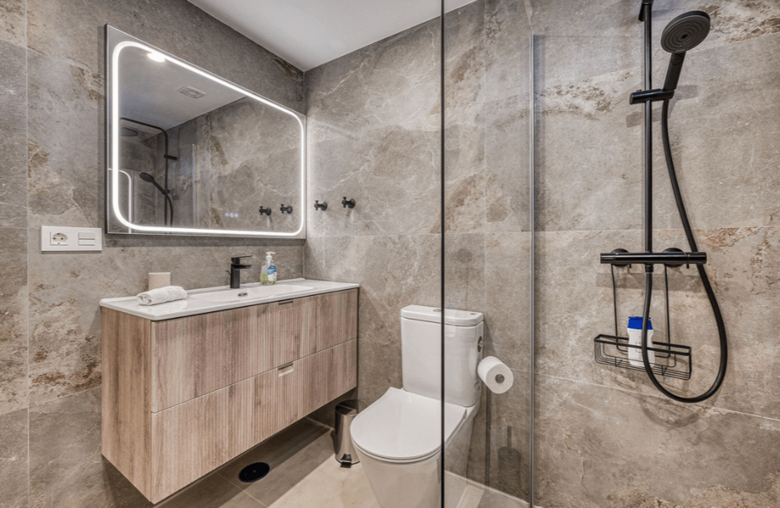 
                                                Vente
                                                 Appartement 2ème ligne à Puerto Banus