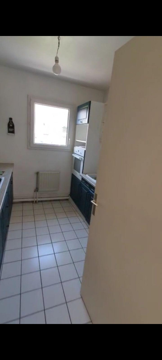 
                                                Location
                                                 Appartement 2P 46

m² bien équipé