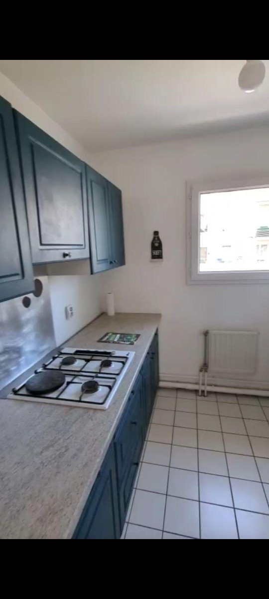 
                                                Location
                                                 Appartement 2P 46

m² bien équipé