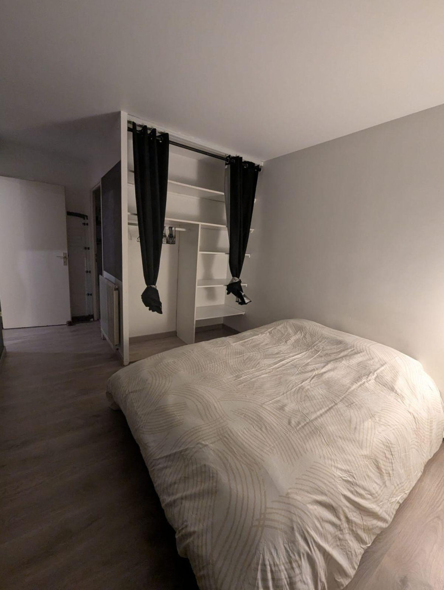 
                                                Location
                                                 Appartement 2P 46

m² bien équipé