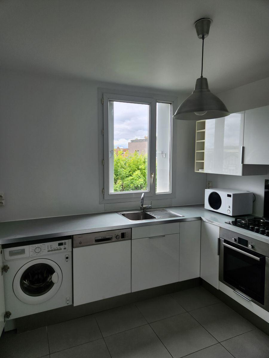 
                                                Location
                                                 Appartement 2p 47m2 Alfortville refait à neuf