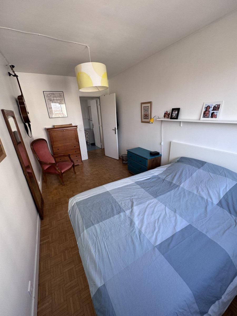 
                                                Location
                                                 Appartement 2P en plein centre ville