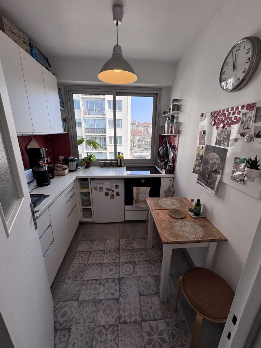 
                                                Location
                                                 Appartement 2P en plein centre ville