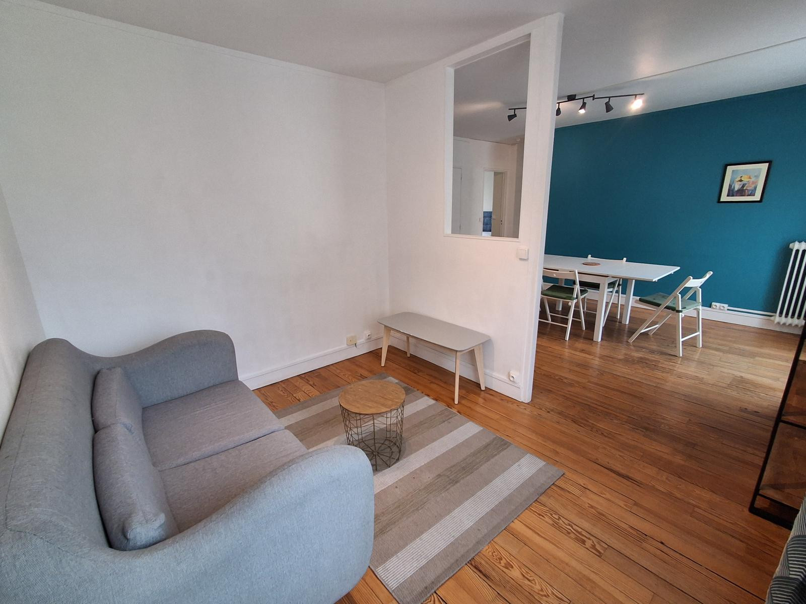 
                                                Location
                                                 Appartement 3/4 pièces au cœur de charentonneau !