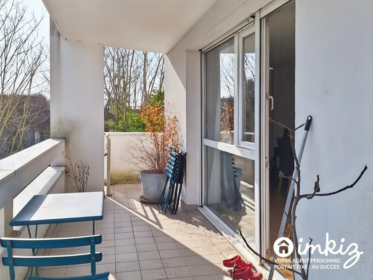 
                                                Vente
                                                 Appartement 3/4 pièces lumineux avec 2 balcons