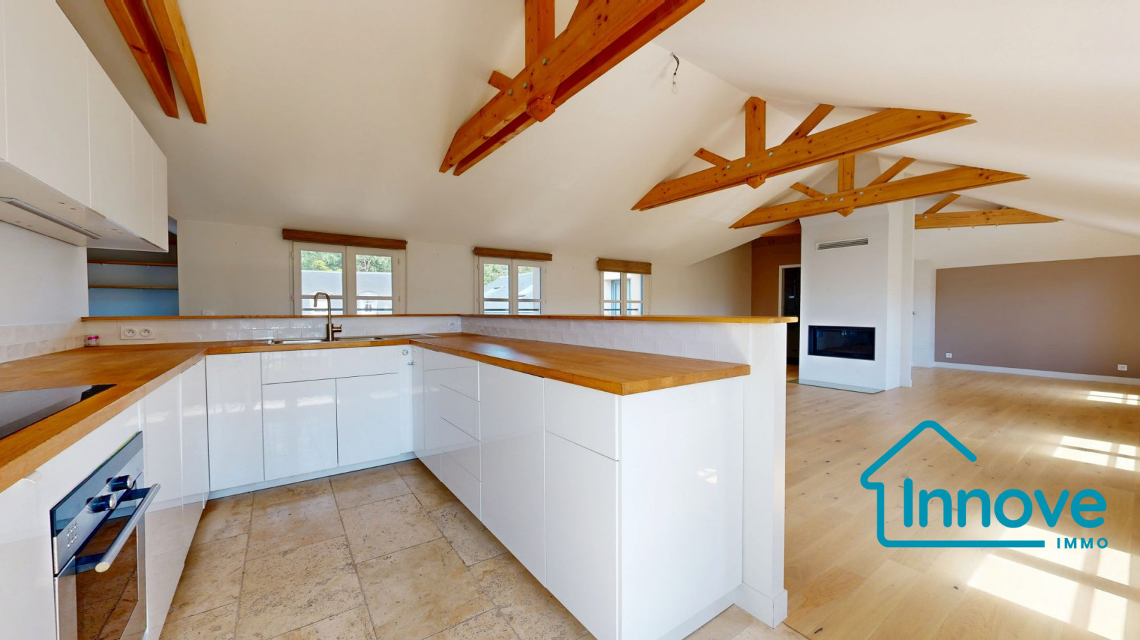 
                                                Vente
                                                 Appartement 3/4 pièces - Versailles Rive Droite