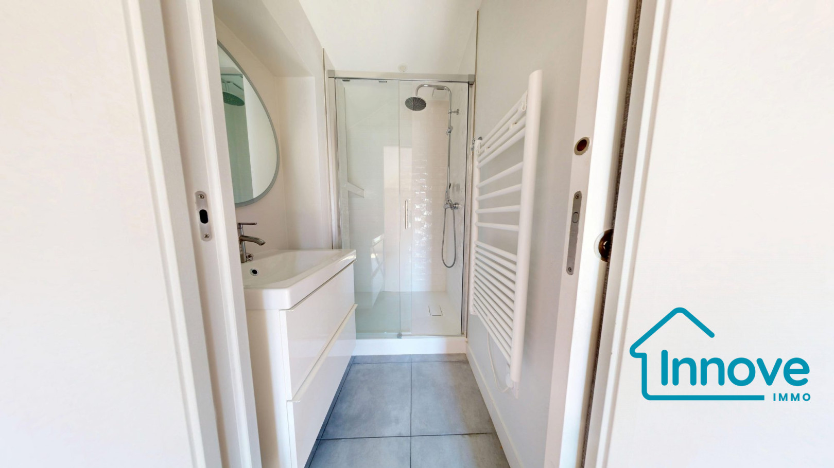 
                                                Vente
                                                 Appartement 3/4 pièces - Versailles Rive Droite