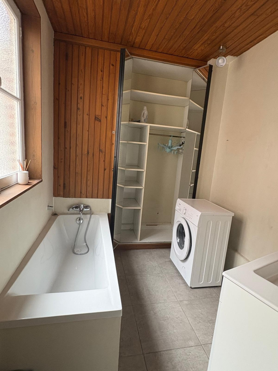 
                                                Location
                                                 Appartement 3 chambres- 102m2 - Lille Centre