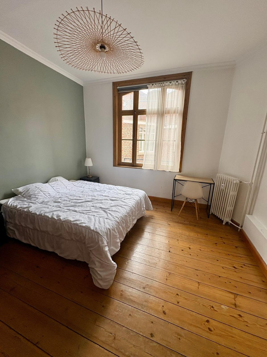 
                                                Location
                                                 Appartement 3 chambres- 102m2 - Lille Centre