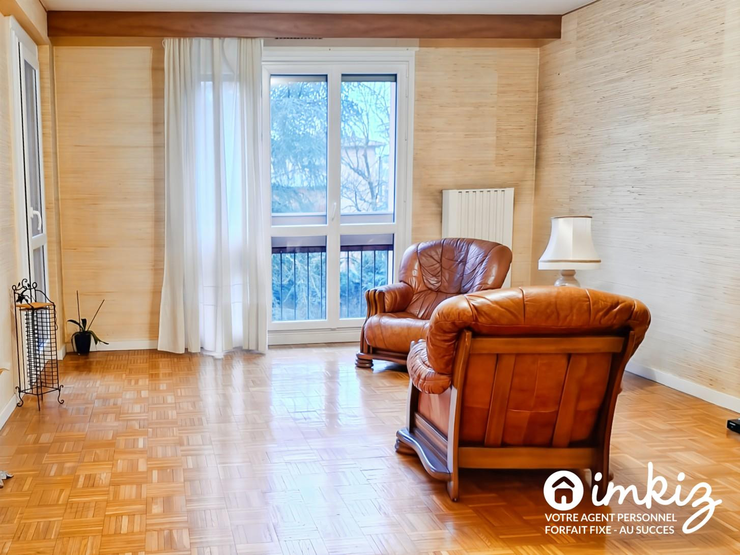 
                                                Vente
                                                 Appartement 3 chambres avec dressings et 2 balcons