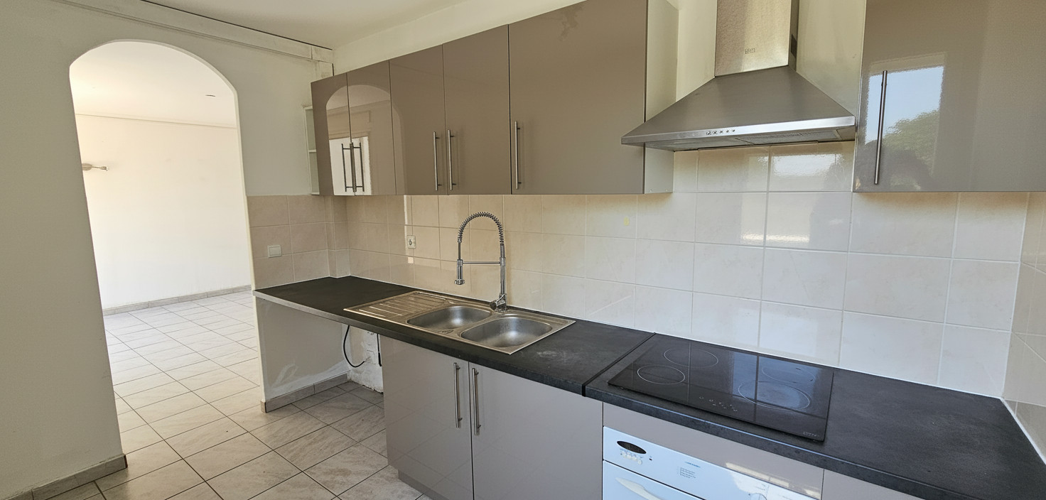 
                                                Vente
                                                 APPARTEMENT 3 CHAMBRES AVEC TERRASSE DE 20 M² FACE AU PARC