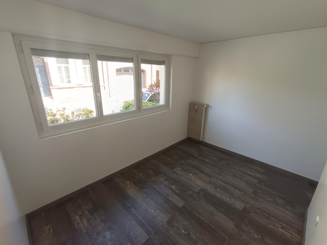 
                                                Vente
                                                 Appartement 3 chambres Henriville Amiens