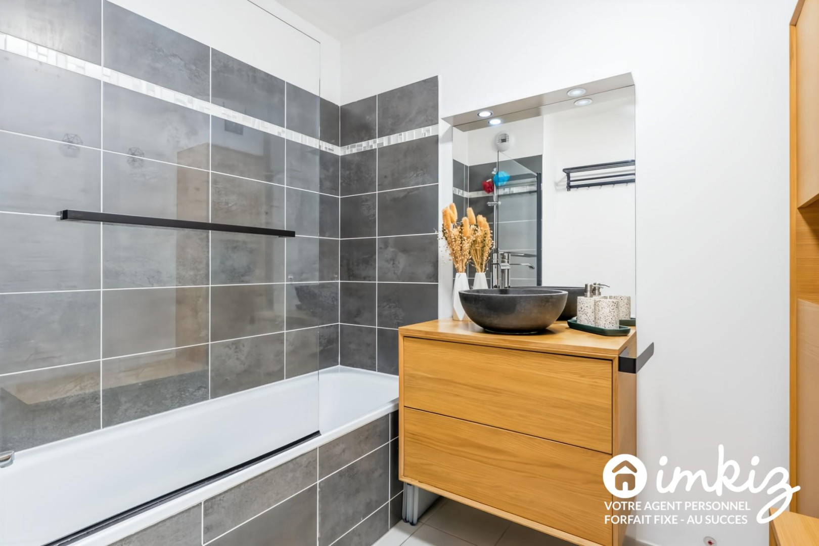 
                                                Vente
                                                 Appartement 3 chambres moderne avec jardin
