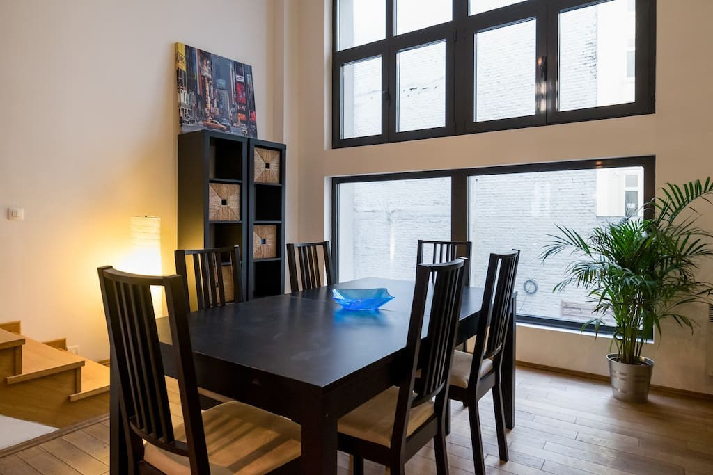 
                                                Location
                                                 Appartement 3 chambres - Opéra - grand place