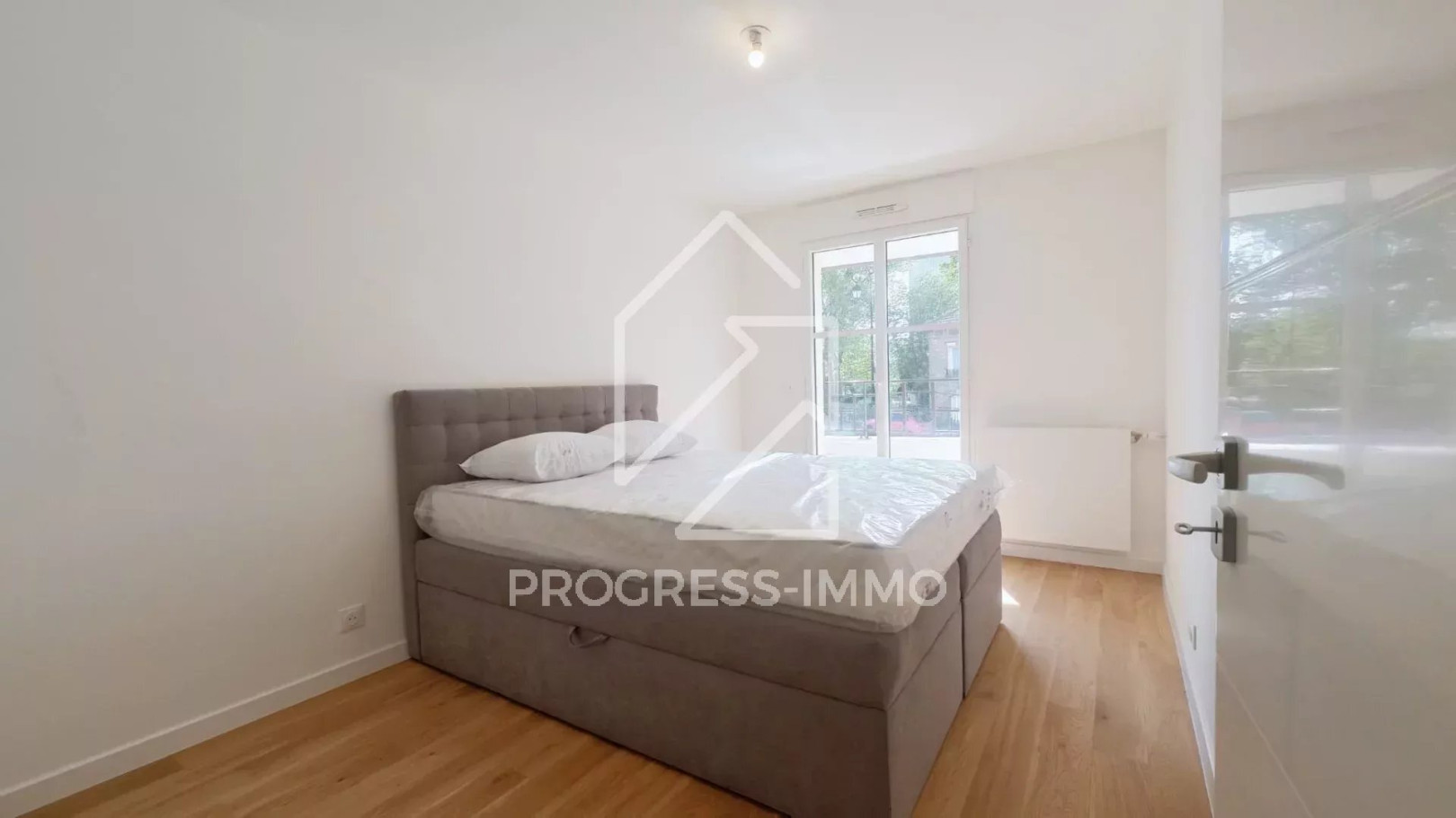 
                                                Location
                                                 Appartement 3 pcs 72.04m² LE PARC