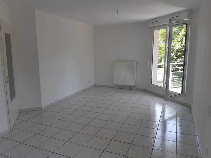 
                                                Vente
                                                 appartement 3 pièces