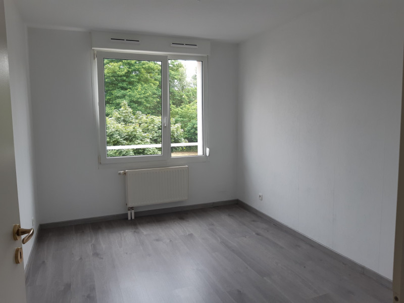 
                                                Vente
                                                 appartement 3 pièces