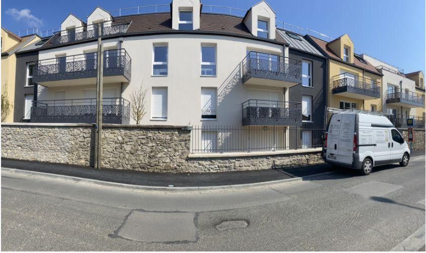 
                                                Location
                                                 Appartement - 3 pièces - 2 chambres 63 m² 🏬