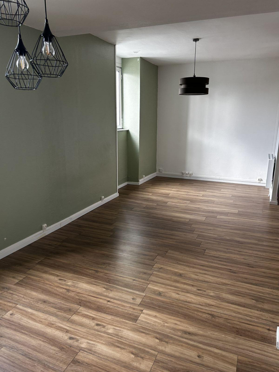 
                                                Location
                                                 Appartement 3 pièces - 2 chambres - 67m2