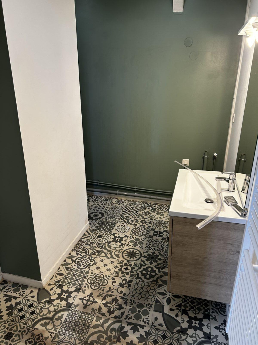 
                                                Location
                                                 Appartement 3 pièces - 2 chambres - 67m2