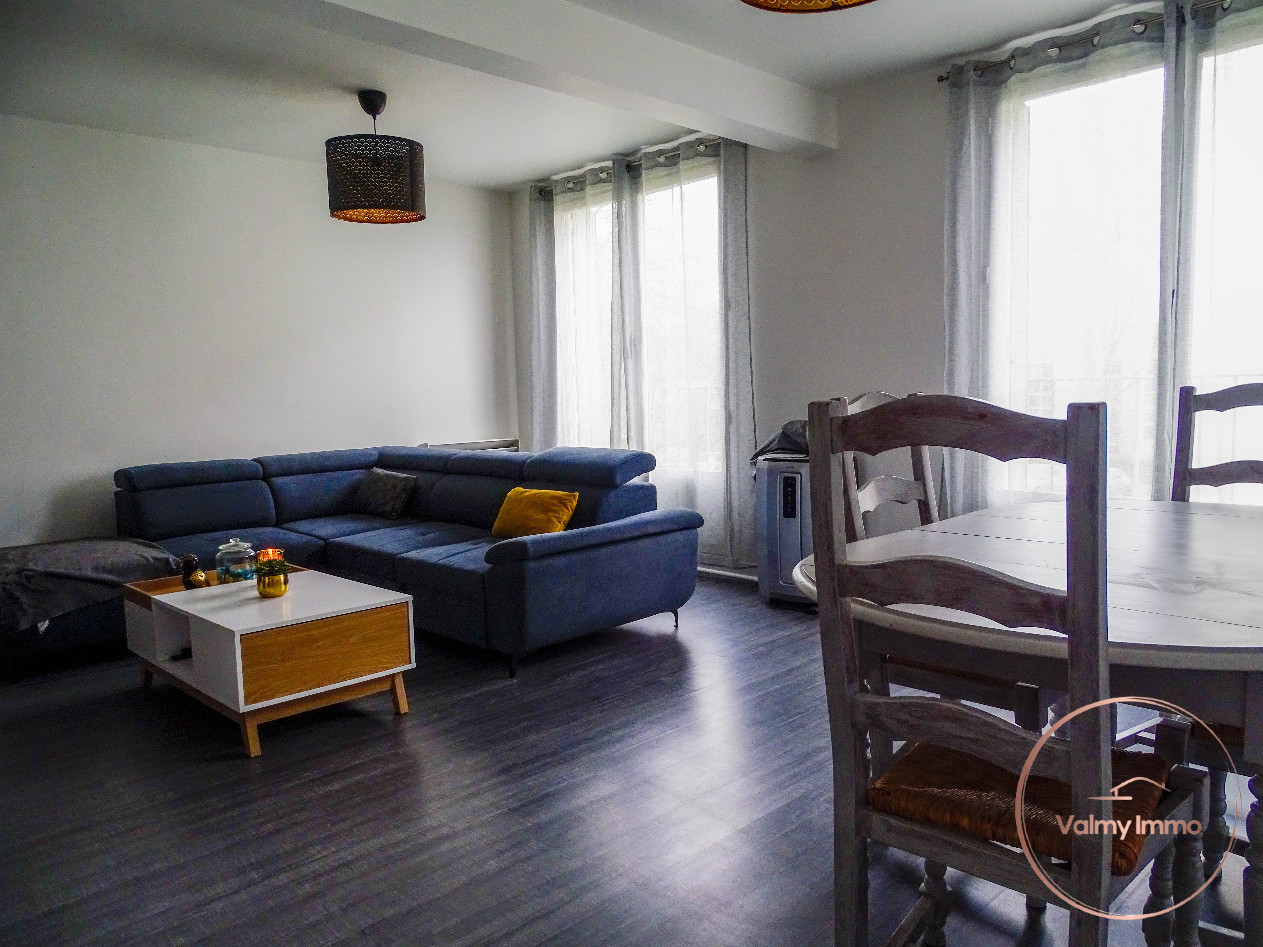 
                                                Vente
                                                 Appartement 3 pièces - 2 chambres à Dijon