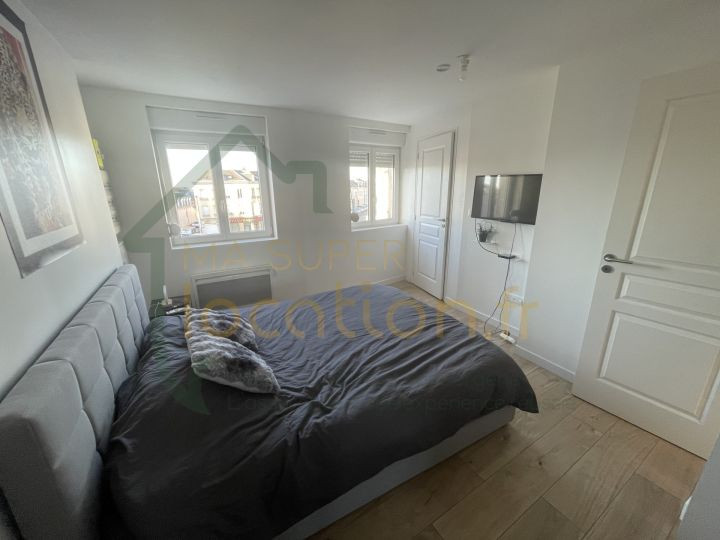 
                                                Location
                                                 Appartement 3 pièces 49 m2 à SAINT-QUENTIN