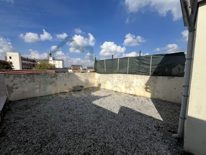 
                                                Location
                                                 Appartement 3 pièces 57m2 à deux pas de la gare et du centre-ville de Saint-Quentin