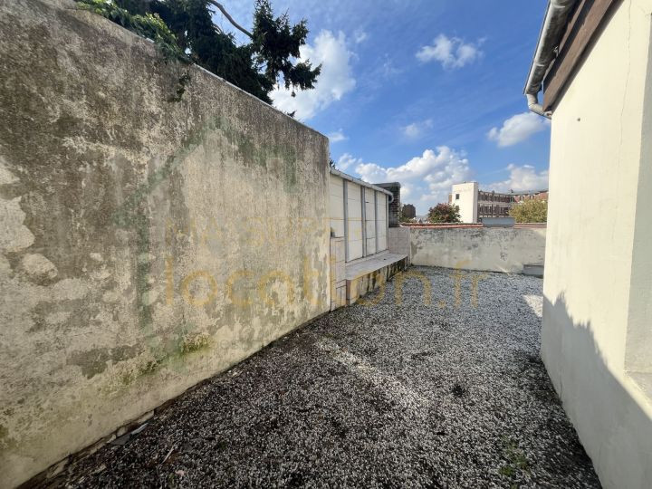 
                                                Location
                                                 Appartement 3 pièces 57m2 à deux pas de la gare et du centre-ville de Saint-Quentin