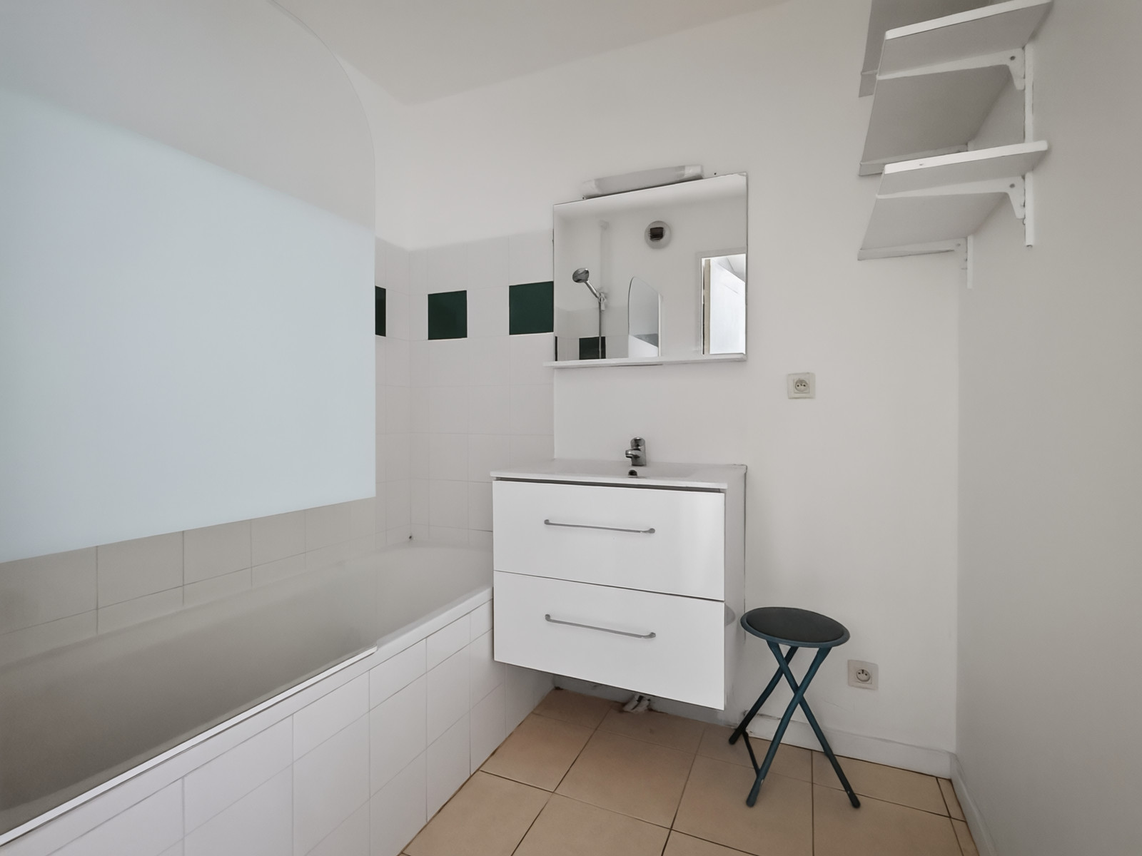 
                                                Vente
                                                 Appartement  - 3 pièces  - 60.0 m²