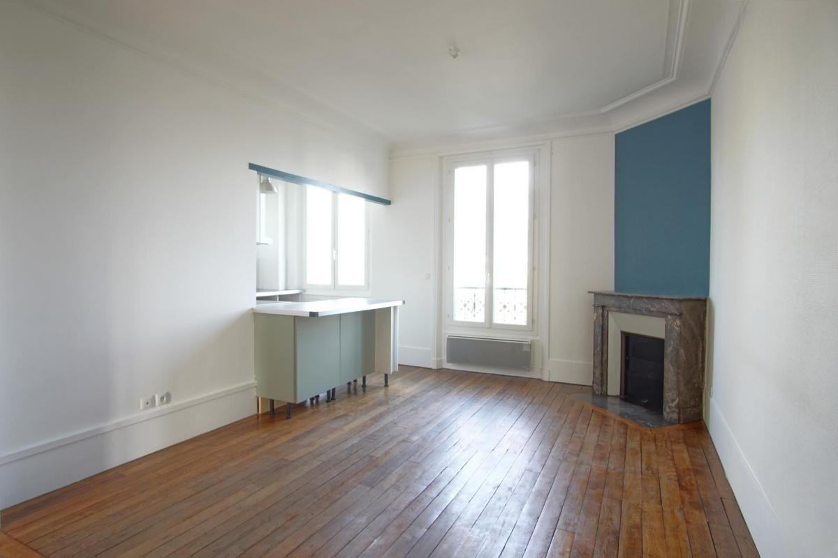 
                                                Location
                                                 Appartement 3 pièces 60 m2 avec balcon