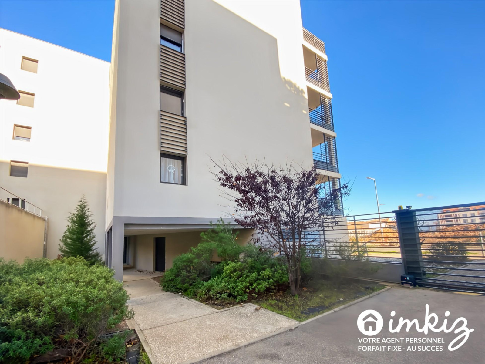 
                                                Vente
                                                 Appartement 3 pièces 60m² Aix La Duranne Haut