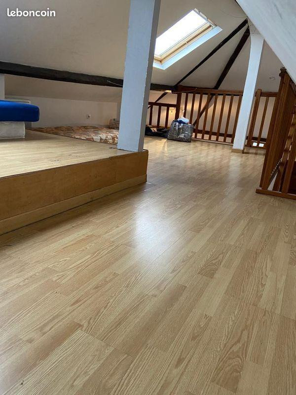 
                                                Location
                                                 Appartement - 3 Pièces - 60m2