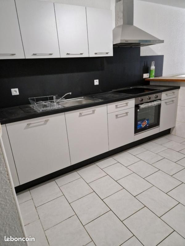 
                                                Location
                                                 Appartement 3 pièces 64 m² Centre VIlle