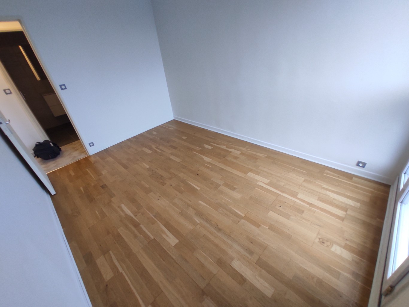 
                                                Location
                                                 Appartement 3 pièces 65m2 Créteil